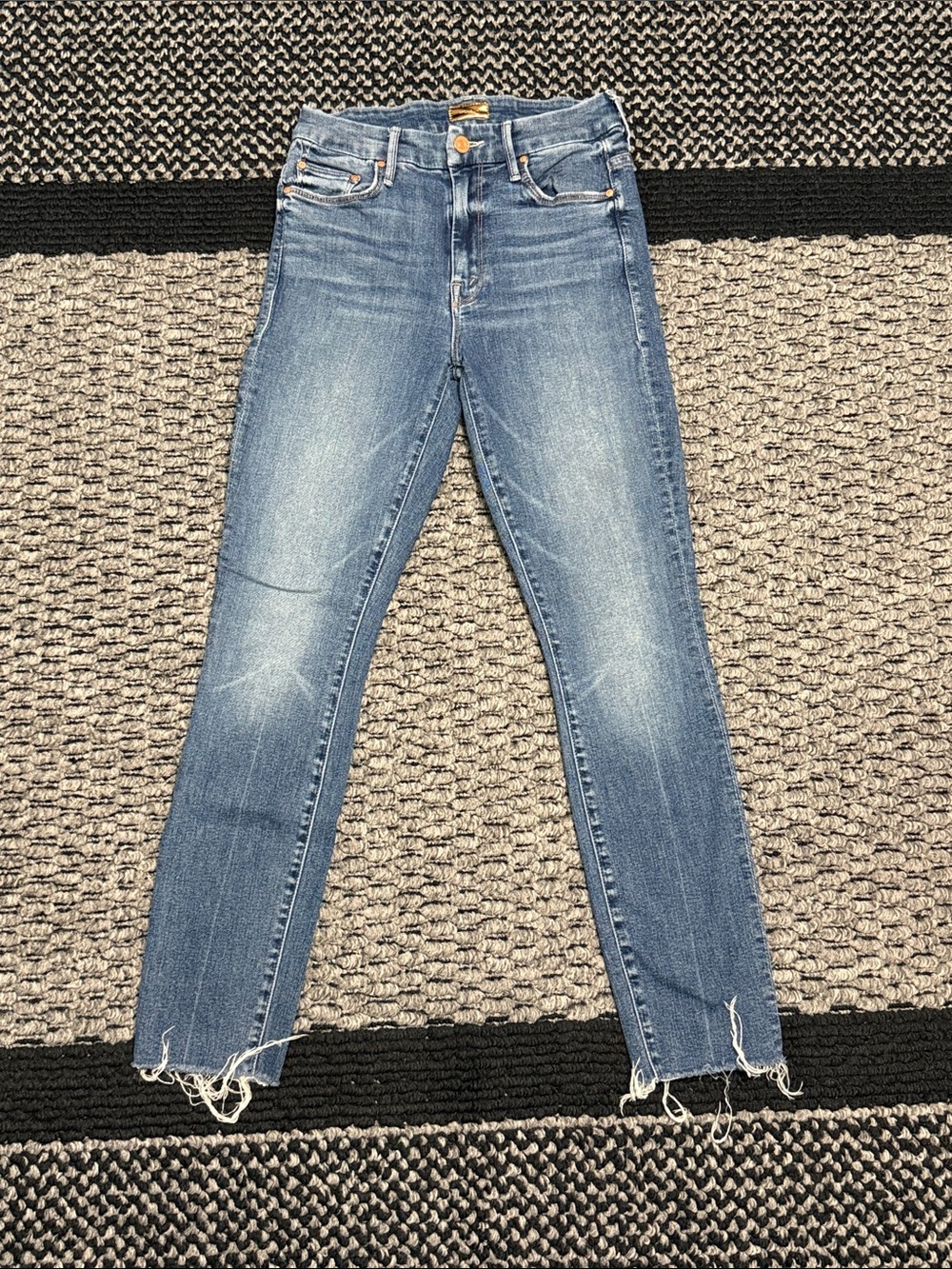 MOTHER The Looker Ankle Fray Jeans Women's 25 High Rise Skinny Raw Hem Casual